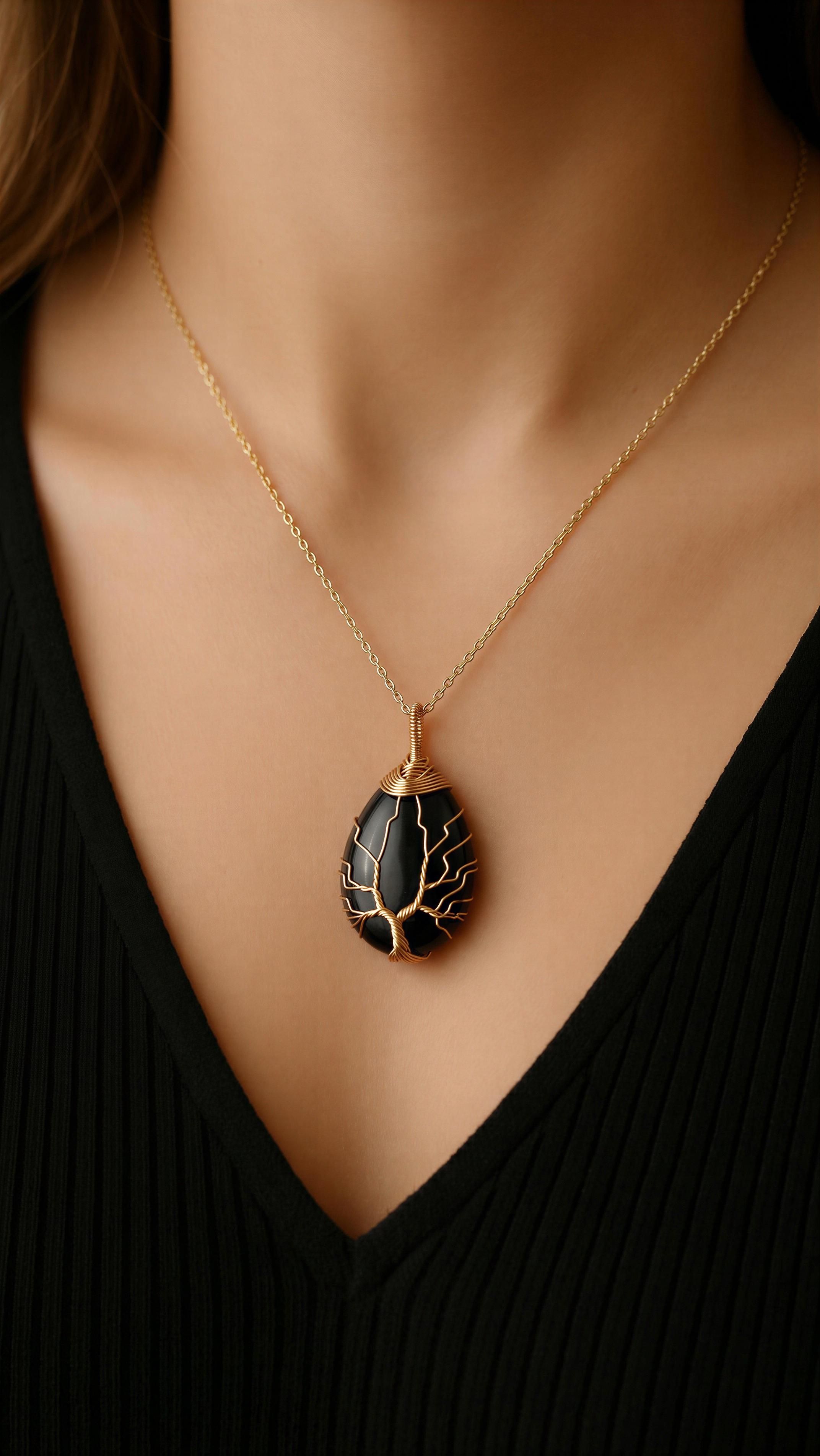 Silver Chain Crystal Pendant Necklace