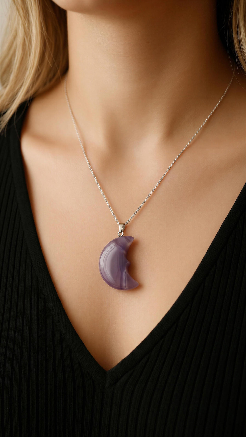 Silver Chain Crystal Pendant Necklace