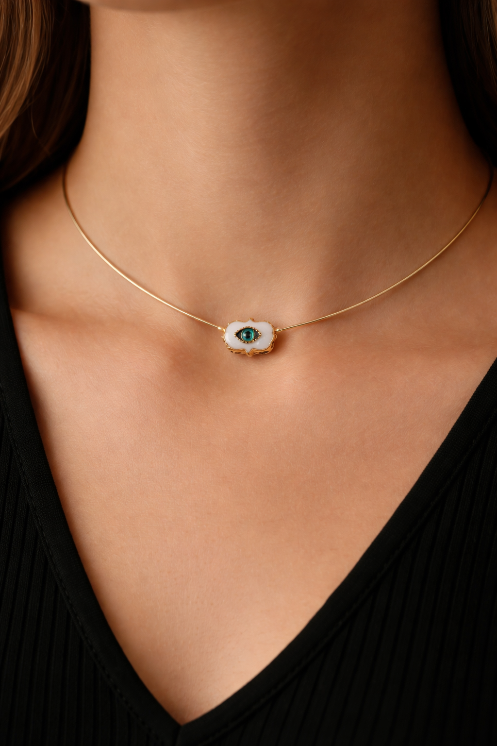 Cloud Choker Necklace with Pendant
