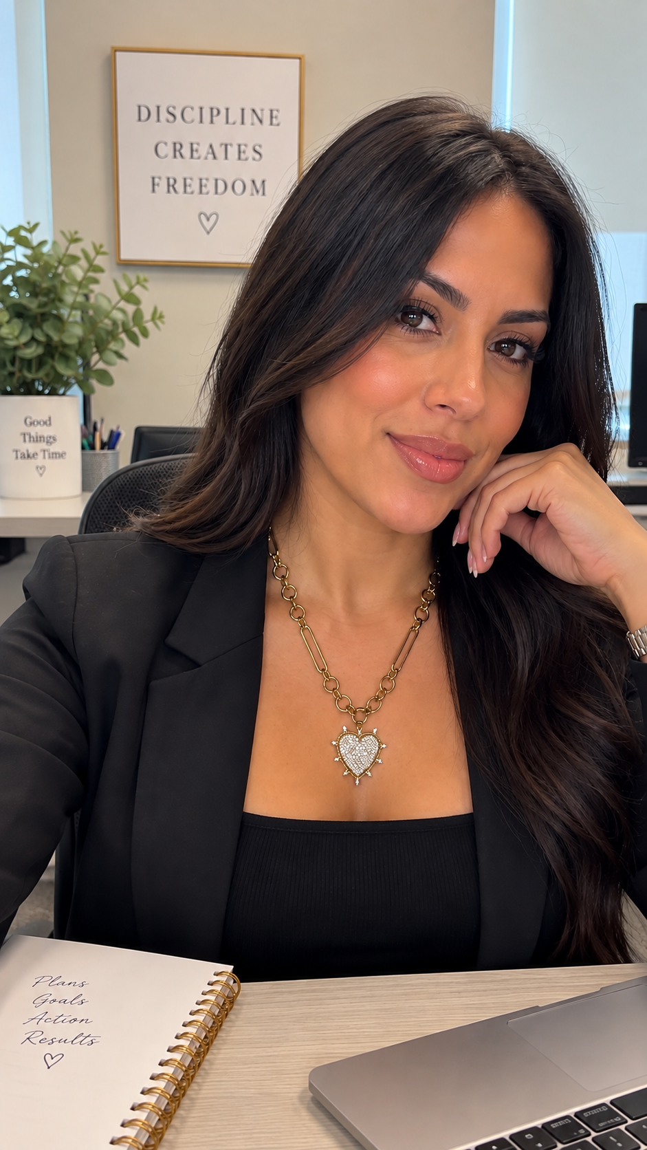 Make a statement with this elegant Golden Heart Link Necklace, featuring a polished gold-tone mixed-link chain and a sparkling pavé heart pendant. The combination of classic oval links and elongated bar links creates a modern, sophisticated look that easily transitions from the office to an evening out.