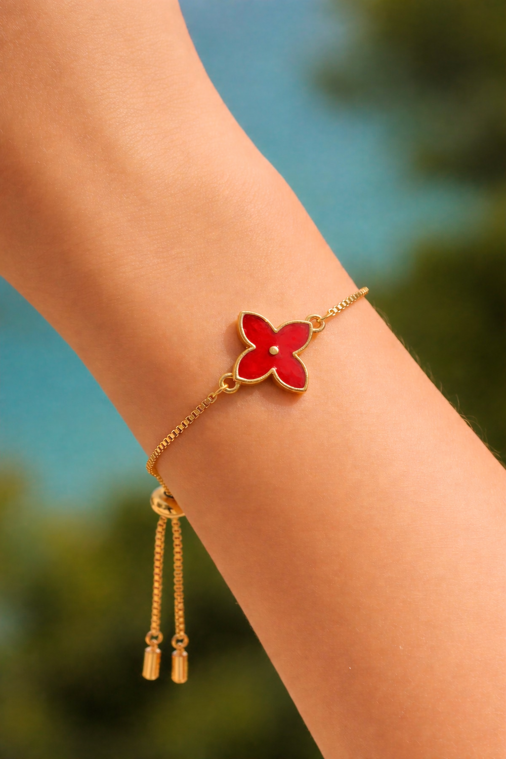 Flower Charm Bracelet – Adjustable Chain